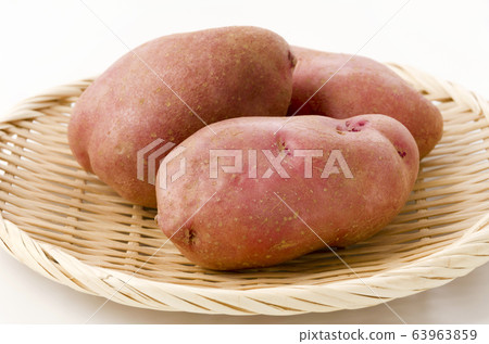 Red potatoes Red potatoes 63963859