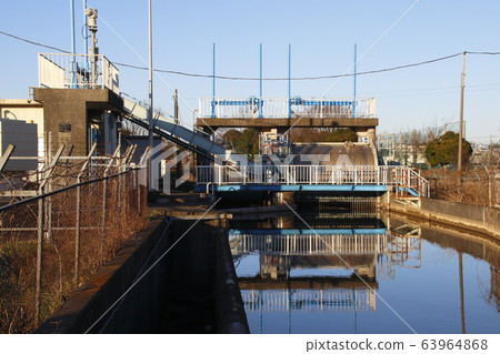 沼沼替代水：在瓦屋頂（Ha田市一側） 63964868