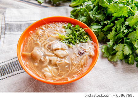 台灣麵條,台灣麵條,大腸麵條,大腸麵條,大腸,牡蠣,牡蠣面 台灣麵條,台灣麵條,大腸麵條,大腸麵條,大腸,牡蠣,牡蠣面 63967693