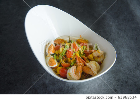 shrimp salad or som tum shrimp shrimp salad or som tum shrimp 63968534
