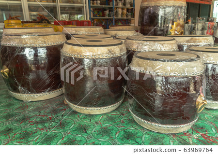 .The finished drum set is ready to be sold. .The finished drum set is ready to be sold. 63969764