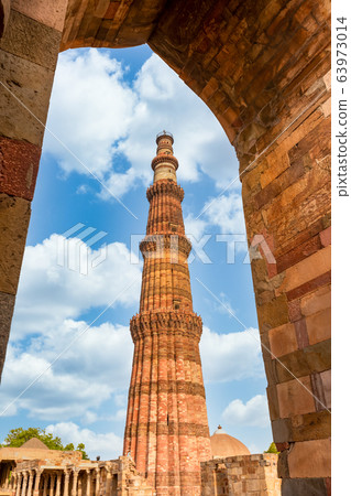 Qutub Minar New Delhi, India, The tallest minaret Qutub Minar New Delhi, India, The tallest minaret 63973014