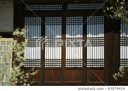 顯忠寺的春天 63974424