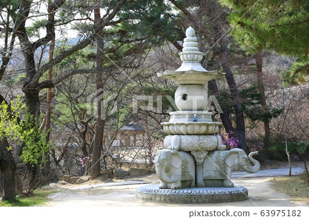 Spring in Sudeoksa Temple, Spring in Sudeoksa Temple, 63975182
