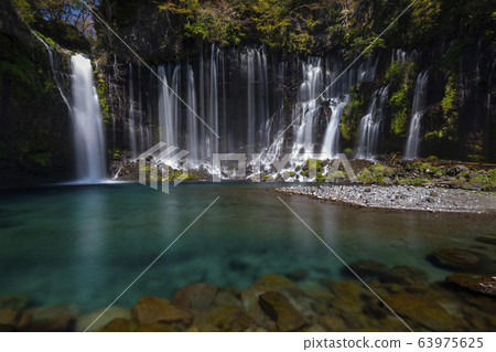 Shiraito Falls, a waterfall in Fujinomiya, Shizuoka, Japan 63975625