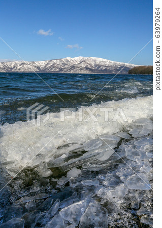 Hokkaido Winter Kussharo Lake 63979264