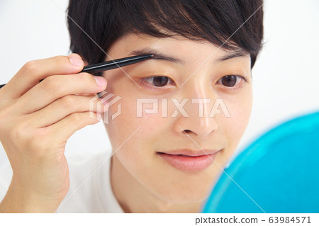 男士美容男士美容眉眉毛眉妝美容男人 63984571