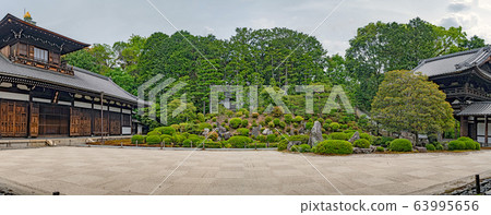 京都東福寺jofukuan Kaizan Do的花園風景 照片素材 圖片 圖庫