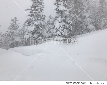 大雪那天,福島縣Urabandai的Grand Deco滑雪勝地 大雪那天,福島縣Urabandai的Grand Deco滑雪勝地 63996177