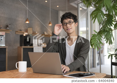 Casual business image Casual business image 64004840
