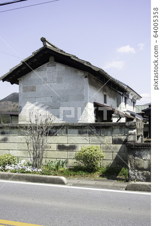 Tokujiro's stone warehouse on Nikko Kaido Tokujiro's stone warehouse on Nikko Kaido 64005358