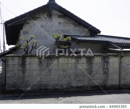 Tokujiro's stone warehouse on Nikko Kaido 64005365