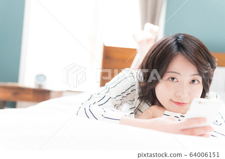 臥室婦女的生活方式 臥室婦女的生活方式 64006151