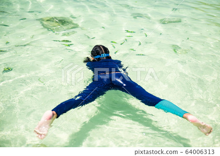 kid snorkel to see fish, Krabi kid snorkel to see fish, Krabi 64006313