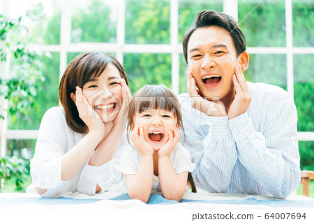 family  64007694