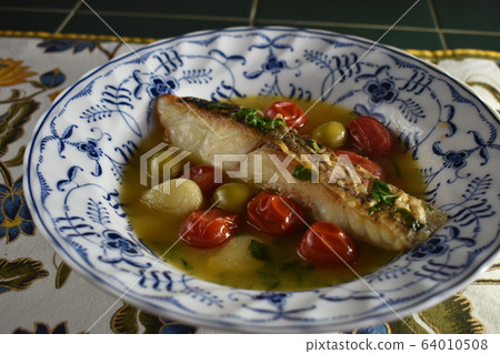 Akuapattsua of sea bream Akuapattsua of sea bream 64010508