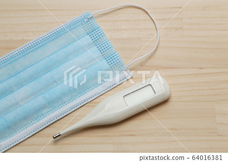 面膜和溫度計 面膜和溫度計 64016381