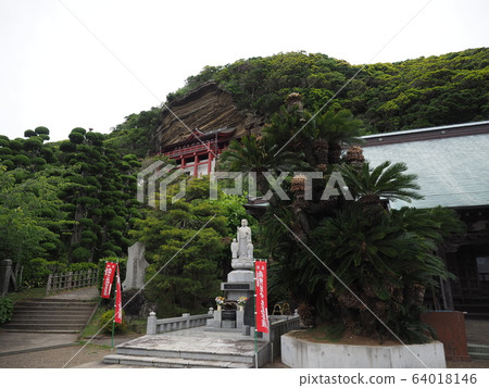 Kannon-do of Daifukuji Temple in Tateyama City, Chiba Prefecture Kannon-do of Daifukuji Temple in Tateyama City, Chiba Prefecture 64018146