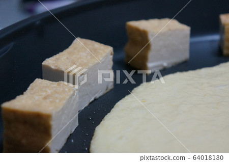 炸雞 64018180