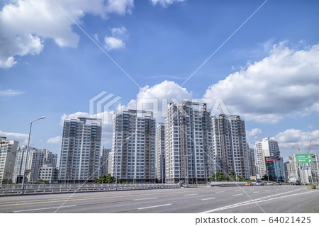 Apartment, Sogang Bridge, Mapo-gu, Seoul Apartment, Sogang Bridge, Mapo-gu, Seoul 64021425