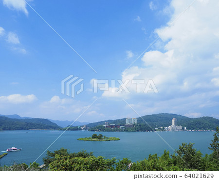 Sun Moon Lake, Taiwan 64021629