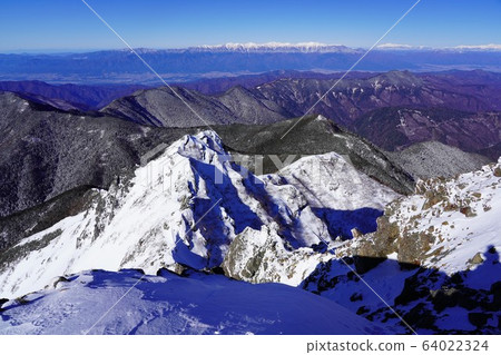 Shiomidake的Tenguiwa和中阿爾卑斯山 64022324