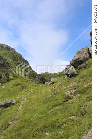 Summer mountain Summer mountain 64023071