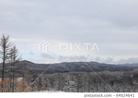 北海道陸別山與雪景 北海道陸別山與雪景 64024641