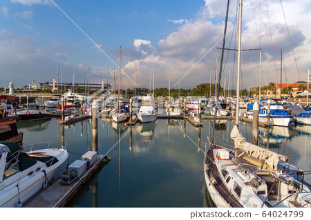 Raffles Marina 64024799