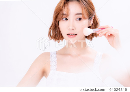 美容化妝女人 64024846