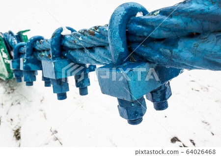 Blue painted steel rope with end fixing locks 64026468