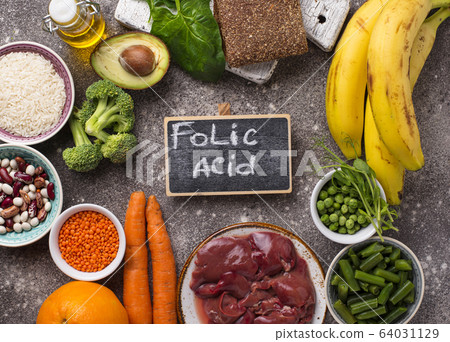 Food rich in folic acid 64031129