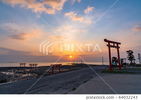 [佐賀縣]大予神社黎明（多良町）和海底路 64032243