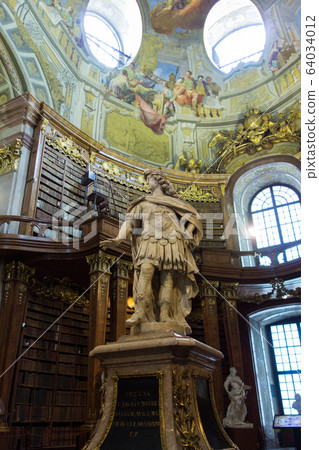 Austrian National Library (Austria-Vienna) 64034012
