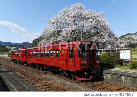 Nagaragawa鐵路旅遊列車 Nagaragawa鐵路旅遊列車 64034697