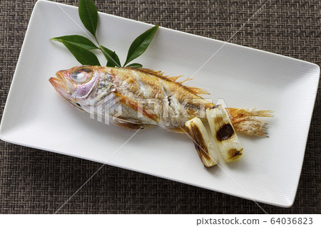 Salted grilled throat 13 64036823