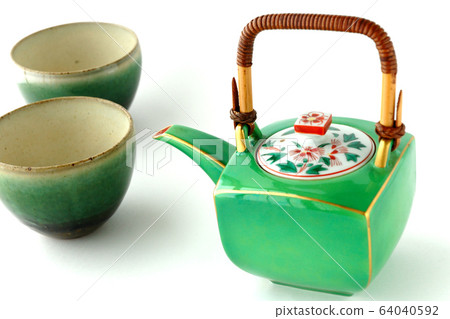 綠色方形茶壺和茶杯 64040592