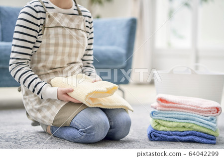 Housework Laundry Women Housework Laundry Women 64042299