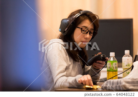 玩家女性 64048122