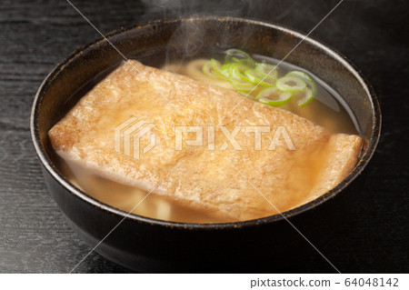 Kitsune Udon 64048142