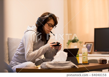 玩家女性 64048158