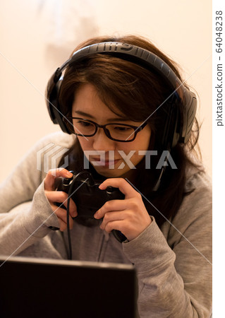 玩家女性 64048238