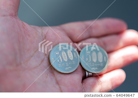 500日元硬幣藍天副本空間 500日元硬幣藍天副本空間 64049647