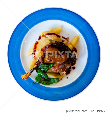 Duck leg confit in port with pear chutney 64049977