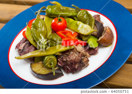 Stew mutton meat with vegetables 64050751
