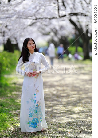 Ao dai Ao dai 64054059