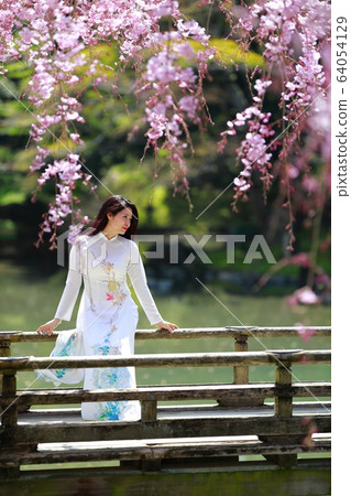 Ao dai 64054129