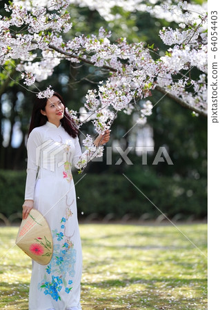 Ao dai 64054403
