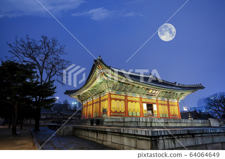 Deoksugung Palace Deoksugung Palace 64064649
