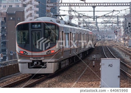 JR West Japan 323 Series Osaka Loop Line (composition photo) JR West Japan 323 Series Osaka Loop Line (composition photo) 64065998